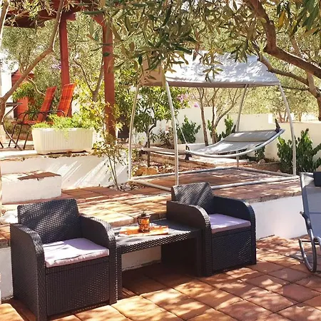 House Oliva With Private Pool And Large Garden * Stari Grad (Hvar)