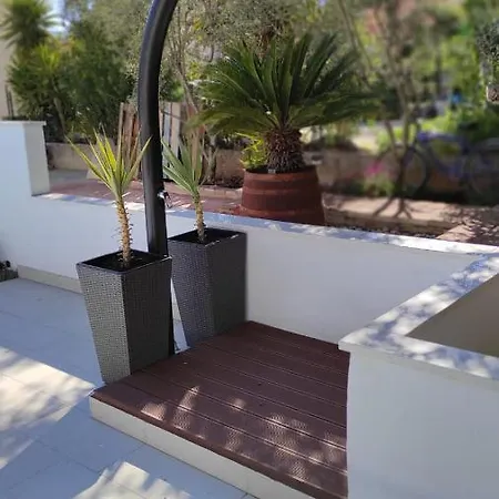 House Oliva With Private Pool And Large Garden Casa de Férias *