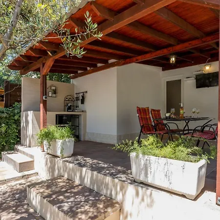 House Oliva With Private Pool And Large Garden * Stari Grad (Hvar)