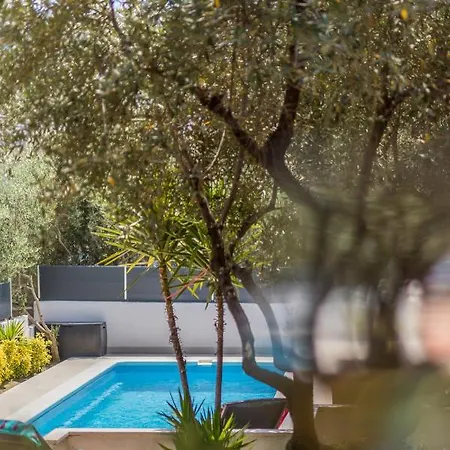 House Oliva With Private Pool And Large Garden * Stari Grad (Hvar)