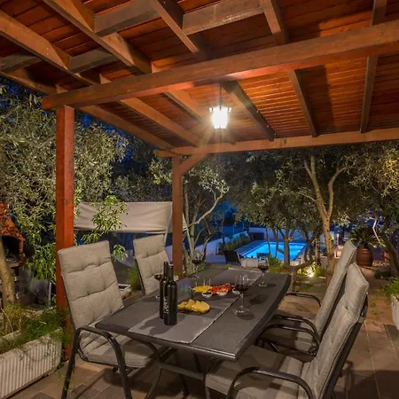 House Oliva With Private Pool And Large Garden Stari Grad (Hvar)